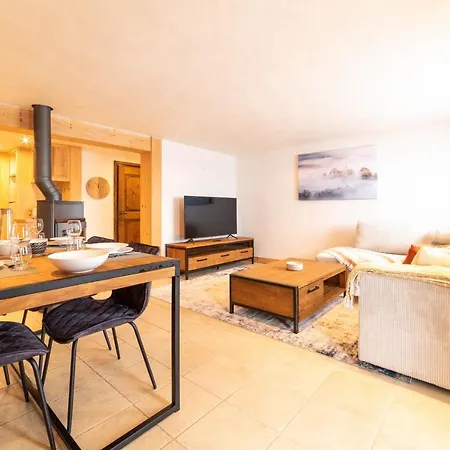 Cozzy Appart Dans Chalet Vue Mont-blanc 2 *