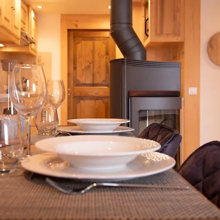 Cozzy Appart Dans Chalet Vue Mont-blanc 2 Apartment